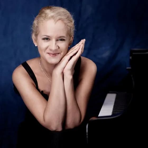 Königliches Kurtheater 2026 - Aleksandra Mikulska "Chopin im Portrait" Klavierkonzert