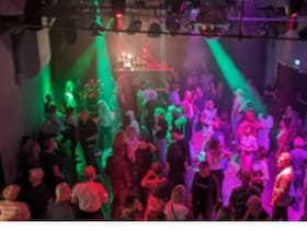 Schwanen Disco mit dem legendären DJ Andy - 80s & 90s Disko mit DJ Andy