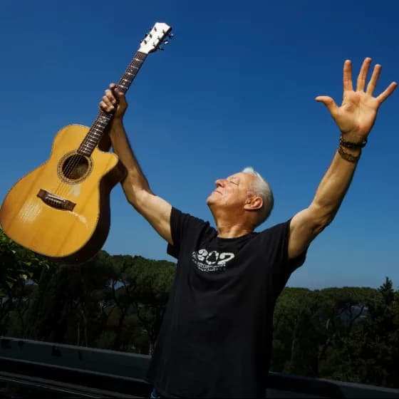 Tommy Emmanuel CGP     - Living In The Light Tour