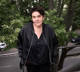 31. SCHWERINER LITERATURTAGE - THE JOY OF AGEING – Musikalische Lesung mit Christiane Rösinger