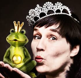 Kulturforum Wedel - Kecke Utsichten – Prinzessin in de Wesseljohren