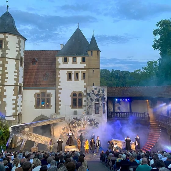 Eine Sommernacht - von David Greig und Gordon McIntyre / Deutsch von Barbara Christ