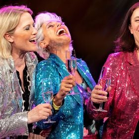 Sekt & the City: Frisch geföhnt und flach gelegt!