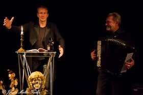 Ab 2026 Unterhaltung, Theater, Comedy, Dia - Füße am Feuer - Ein Abend in Balladen