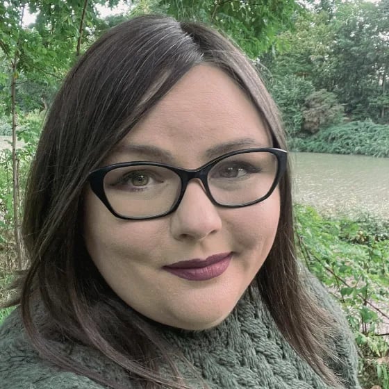 Lesungen - Tainted Vows - Der Abschluss der Gods of New Olympia Dilogie mit Emily Bähr