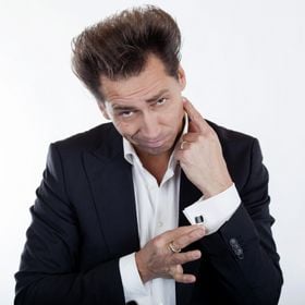 SINGALONG - X-Mas Rudelsingen mit Tobias Sudhoff