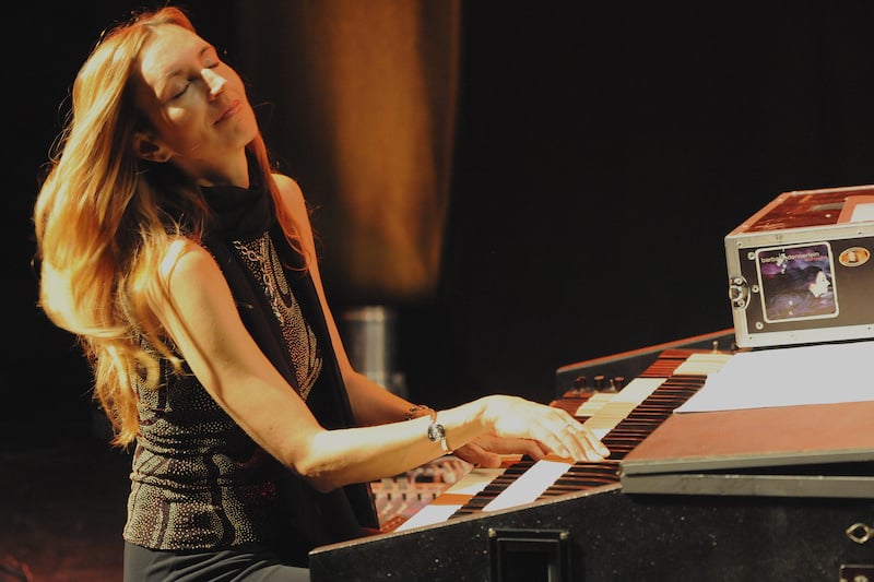 Magic Moments - Barbara Dennerlein