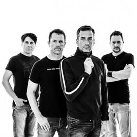 PFUND - mitreißende Rock-Show vom Allerfeinsten