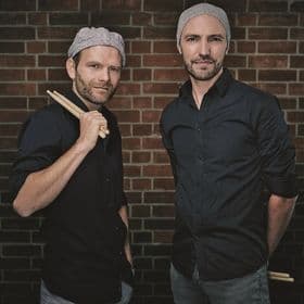 DOUBLE DRUMS - GROOVIN` CHRISTMAS - THE X-MAS PERCUSSION SHOW FÜR DIE GANZE FAMILIE