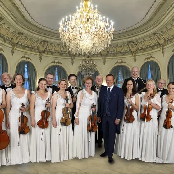 Weihnachtskonzert mit Ronny Heinrich und seiner Oranienburger Schloßmusik