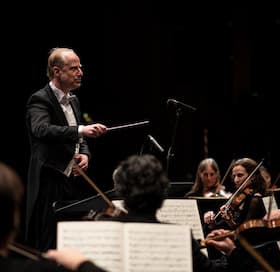 Concert Lounge zum ersten Sinfoniekonzert - Brahms` 1. Symphonie - Dirigat & Moderation: GMD Jochem Hochstenbach