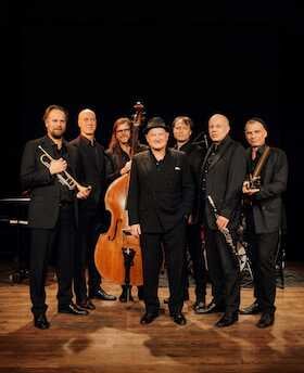 Je Chante - Klaußner swingt Charles Trenet - Burghart Klaußner & Band Chansons von Carles Trenet