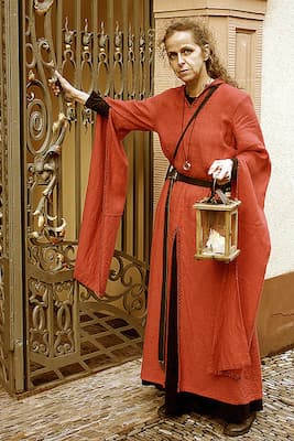 Historix-Tours: Friedhofstour - Stadtführung mit Schauspieler*innen