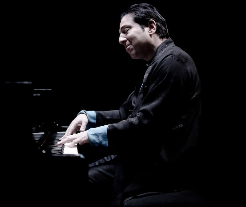 FAZIL SAY & LES ESSENCES
